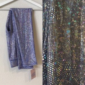Iridescent sparkly shiny leggings, purple. New